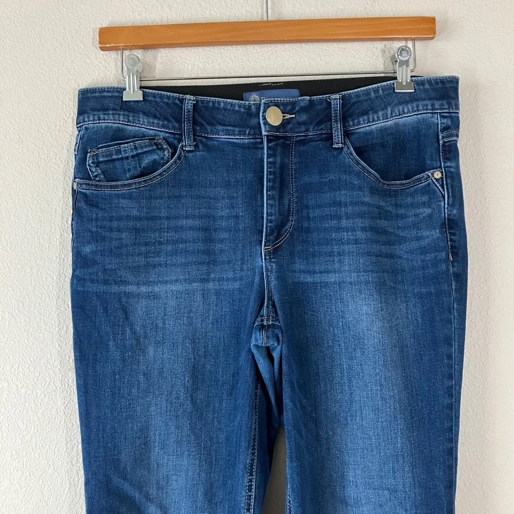DEMOCRACY Itty Bitty Bootcut 14 Absolution Slimming Stretch Denim Blue Jeans
